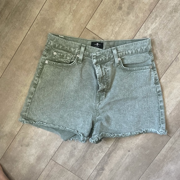 NEW 7 FOR ALLMAN KIND HIGH WAISTED SHORTS - Picture 5 of 10